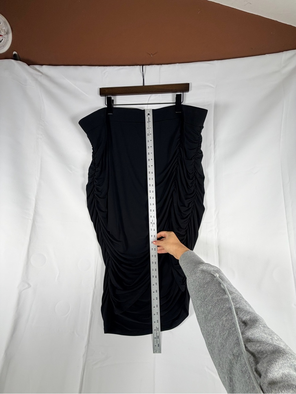 TORRID Women’s Size 4 4X 26 Skirt Midi Length Studio Knit Pencil Ruched NWT NEW - Picture 5 of 16